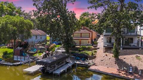 629 S Lakeview Drive, Lowell, IN 46356