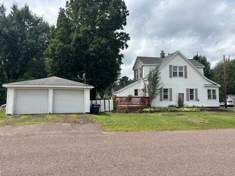 637 LEONARD ST, Ironwood, MI 49938