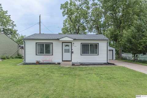 7337 S 69th Street, La Vista, NE 68128