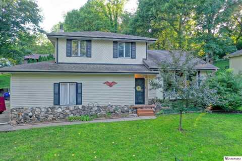 1114 Elizabeth Drive, Plattsmouth, NE 68048