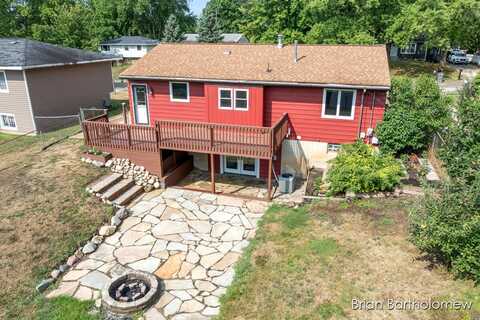 506 clayton Avenue NW, Grand Rapids, MI 49534