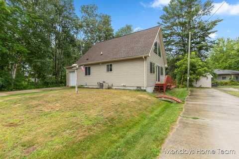 7785 Court B, Stanwood, MI 49346