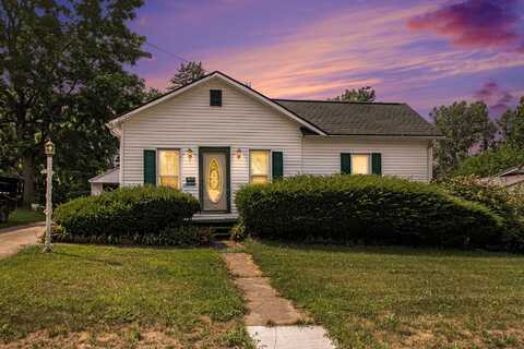 217 W State Street, Cassopolis, MI 49031