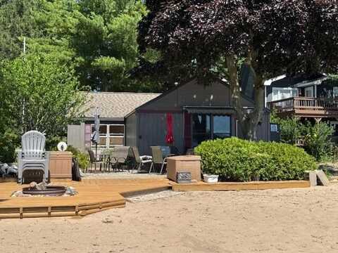 10139 S Lakeside Ridge Road, Baldwin, MI 49304