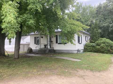 2960 Holton Road, Twin Lake, MI 49457