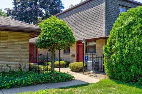 2727 S Lakeshore Drive, Saint Joseph, MI 49085