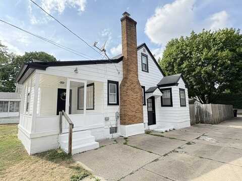 825 Roger Street NW, Grand Rapids, MI 49544