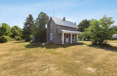 756 S Roth Street, Reed City, MI 49677