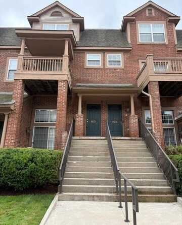 2784 Barclay Way, Ann Arbor, MI 48105