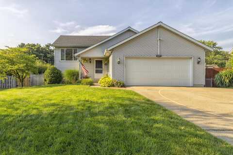 1477 Manorwood Drive SE, Kentwood, MI 49508