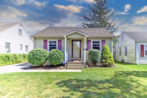906 Stanley Street, Lansing, MI 48915