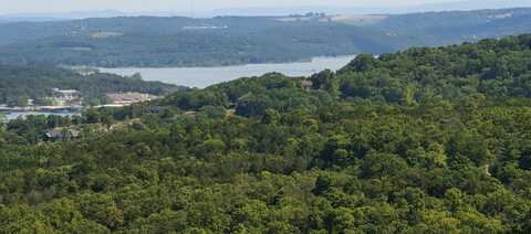148 Crown Drive, Branson West, MO 65737