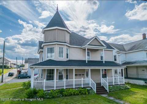 452 W 8th Street, West Wyoming, PA 18644