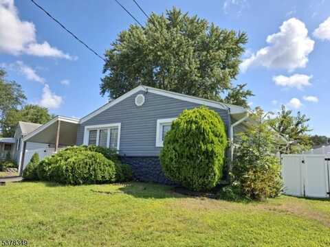 38 Hemlock Dr, Sayreville, NJ 08859