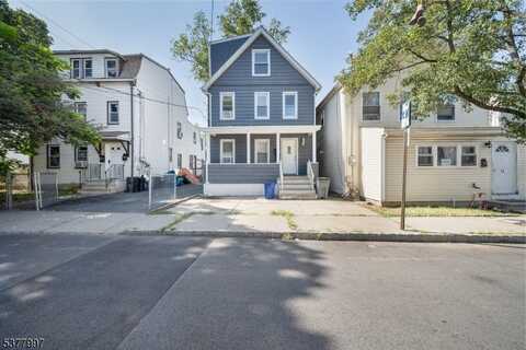 16 New St, Montclair, NJ 07042