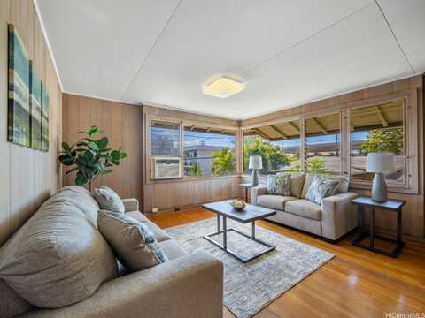 94-236 Hanawai Circle, Waipahu, HI 96797