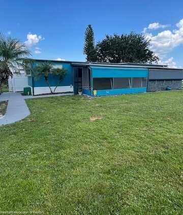 3622 Maine Avenue, Sebring, FL 33870