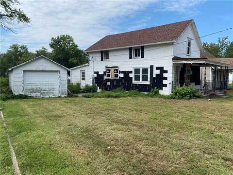 623 W 26th Street, Higginsville, MO 64037