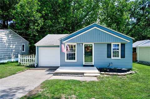 5519 NW Meadowvale Drive, Kansas City, MO 64151