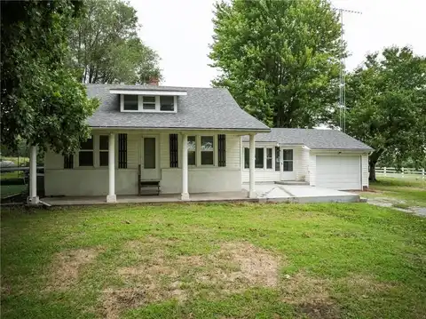 19739 185th Road, Marshall, MO 65340