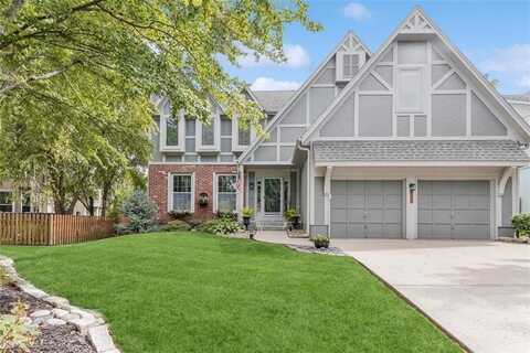 8905 W 132nd Terrace, Overland Park, KS 66213
