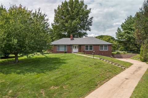 7128 Lundeen Drive, Country Club, MO 64505