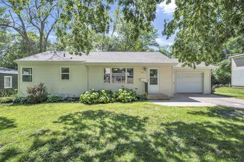605 11th Street, Spirit Lake, IA 51360