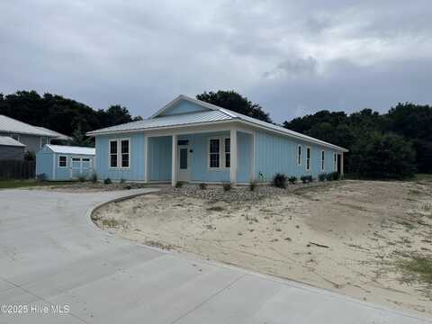 131 Fir Street, Cedar Point, NC 28584