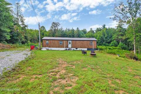 204 Ernie Hurst Rd, Deer Lodge, TN 37726