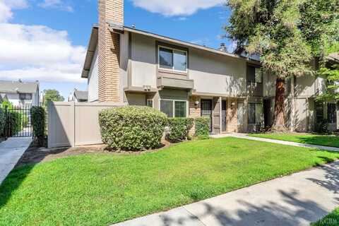 4676 Alamos Avenue, Fresno, CA 93726