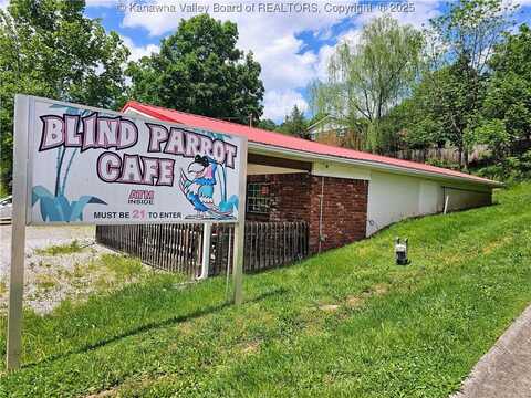 610 C Cross Lanes Drive, Nitro, WV 25143