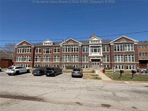 107 Koontz Avenue, Clendenin, WV 25045