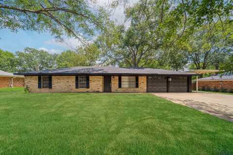 1902 Laney Dr, Longview, TX 75605