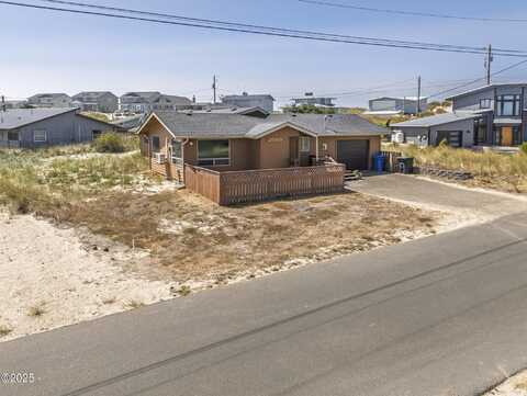 2005 NW Beachview Drive, Waldport, OR 97394