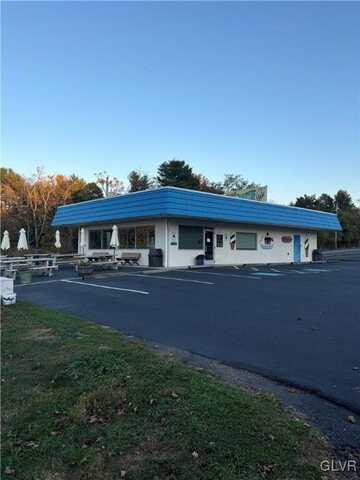 5130 Chestnut, Emmaus Boro, PA 18049