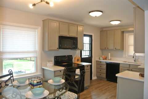574 SABINE, Memphis, TN 38117