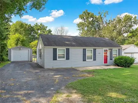 2212 E 5th Street, Washington, MO 63090