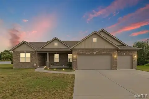 261 Emerald Way, Granite City, IL 62040