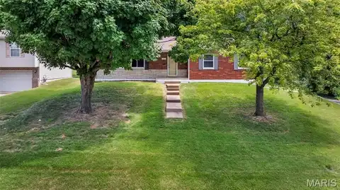 120 Sycamore Street, Collinsville, IL 62234