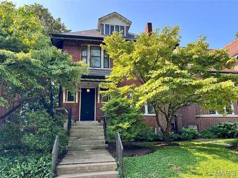 4152 Flora Place, Saint Louis, MO 63110
