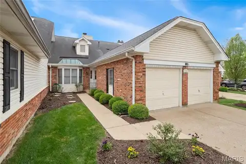 7310 Westover Colonial Lane, Saint Louis, MO 63119
