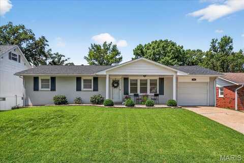 221 E Crestview Drive, Columbia, IL 62236