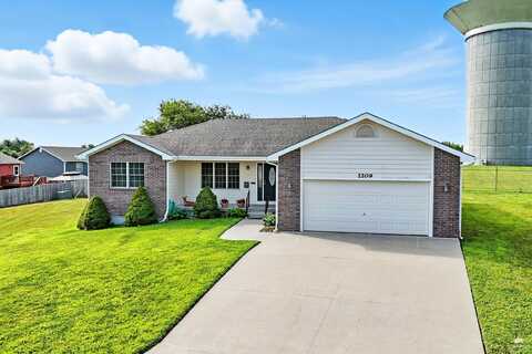 2209 Buckhorn Drive, Junction City, KS 66441