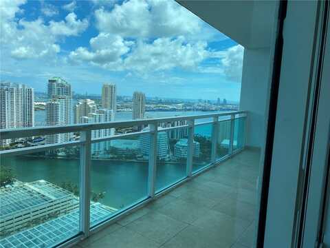 950 BRICKELL BAY DR, Miami, FL 33131