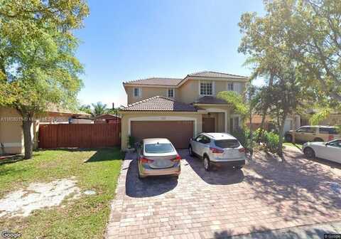 7856 NW 194th St, Hialeah, FL 33015