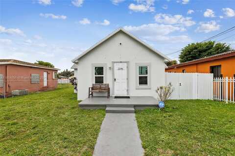 1296 NW 72nd St, Miami, FL 33147
