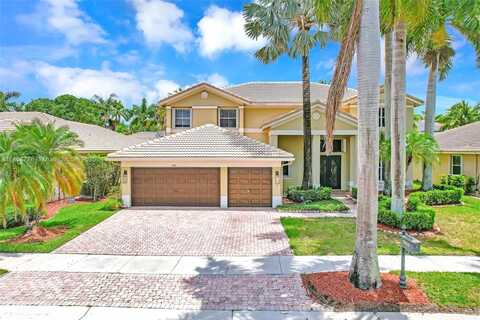 904 Stillwater Ct, Weston, FL 33327