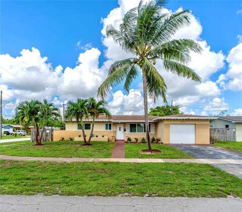 120 NW 77th Way, Pembroke Pines, FL 33024