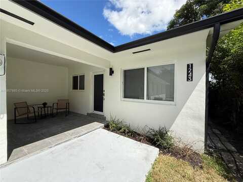 1243 NW 25th St, Miami, FL 33142