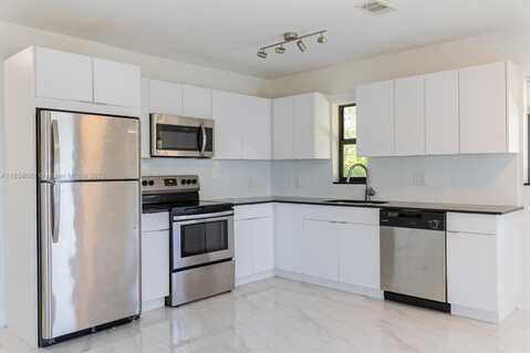 2140 NE 56, Fort Lauderdale, FL 33308